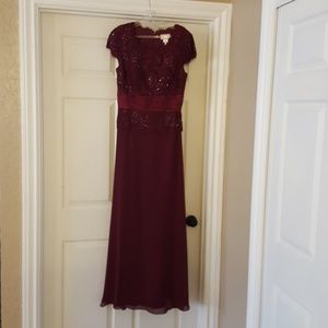 Wine Color Formal Dress - Perfect for Bridesmaid, prom, winter formal